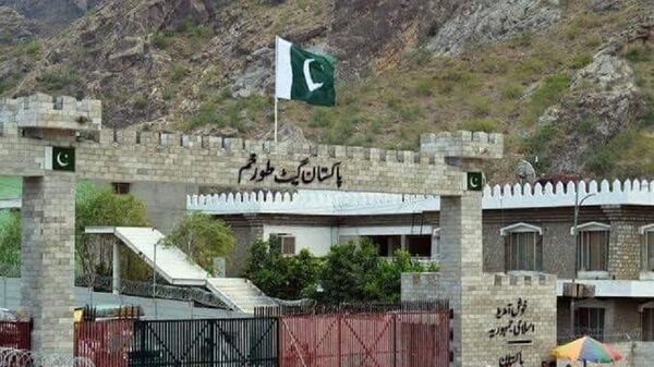 پاکستان مرزهای خود را بروی صادرات افغانستان بسته است - اسپوتنیک افغانستان  