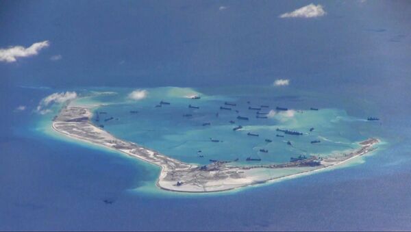 Китайские корабли у спорных островов Спратли в Южно-Китайском море - اسپوتنیک افغانستان  