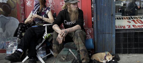 بیش از 270 بی‌خانمان در سان فرانسیسکو با شراب و مواد مخدر قرنطین شدند - اسپوتنیک افغانستان  