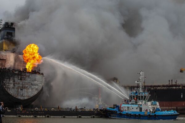 بهترین تصاویر این هفته اسپوتنیک / آتش سوزی دراندونزی - اسپوتنیک افغانستان  
