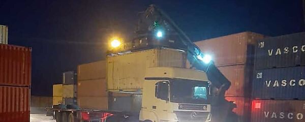 انتقال ده هزار تُن گندم کمک شده هند به افغانستان؛ دومین محموله بارگیری شد  - اسپوتنیک افغانستان  