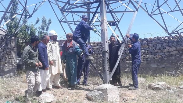 انفجار پایه برق وارداتی در پروان/ ترمیم پایه برق تکمیل شد - اسپوتنیک افغانستان  