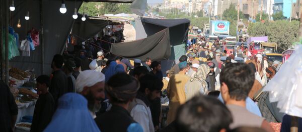 بیپروایی مردم در برابر کرونا؛ بیماران در هرات افزایش یافته است بیپروایی مردم در برابر کرونا؛ بیماران در هرات افزایش یافته است - اسپوتنیک افغانستان