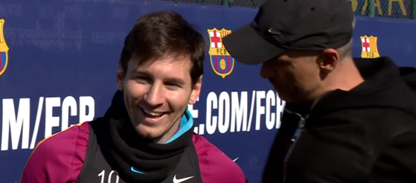 لیونل مسی طبق تقاصای اروس رامازوتی اعضأ تیم رقیب را تکان داد لیونل مسی طبق تقاصای اروس رامازوتی اعضأ تیم رقیب را تکان داد - اسپوتنیک افغانستان