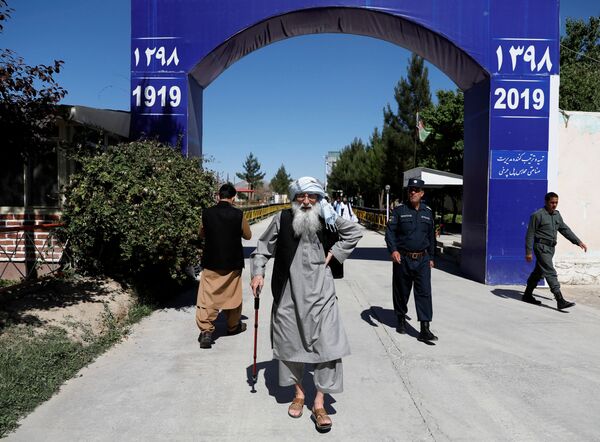 زندان پلچرخی؛ ادامه رهایی زندانیان طالبان  - اسپوتنیک افغانستان  