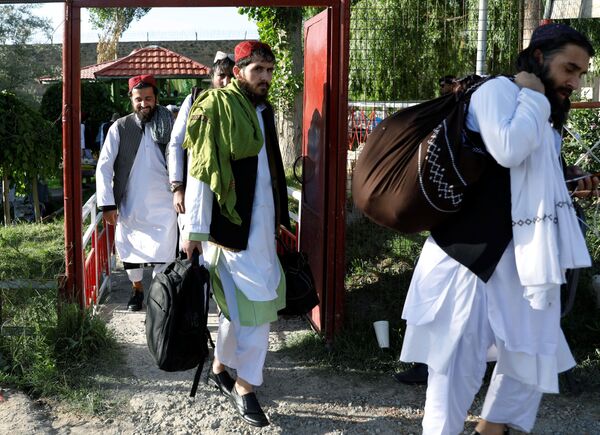 رهایی زندانیان طالبان از زندان پلچرخی  - اسپوتنیک افغانستان  