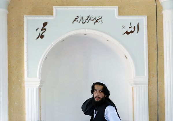 رهایی زندانیان طالبان از زندان پلچرخی  - اسپوتنیک افغانستان  