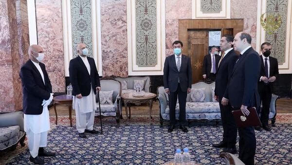 غنی اعتمادنامۀ سفیر جدید روسیه را پذیرفت - اسپوتنیک افغانستان  