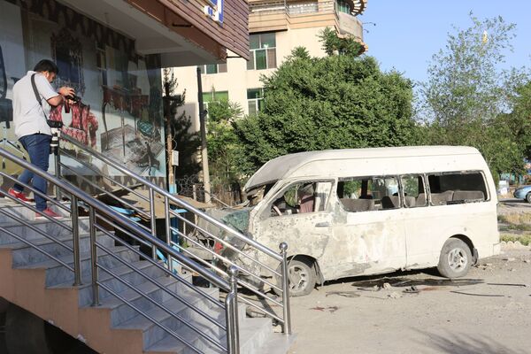 حمله بر کارمندان تلویزیون خورشید در کابل دو کشته و چهار زخمی برجای گذاشت - اسپوتنیک افغانستان  