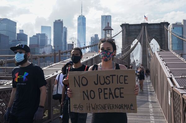 تظاهرکنندگان در نیویورک. - اسپوتنیک افغانستان  