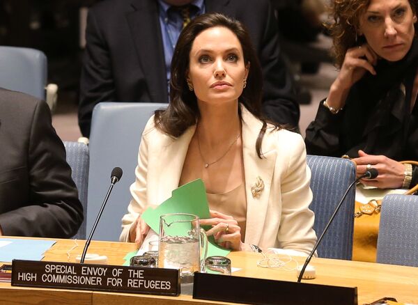 آنجلینا جولی در جلسه شورای امنیت سازمان ملل - اسپوتنیک افغانستان  