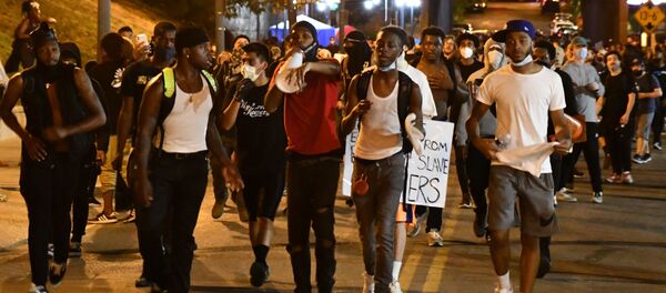 اکثریت باشندگان امریکا، وضعیت در کشور را غیر قابل کنترول میدانند اکثریت باشندگان امریکا، وضعیت در کشور را غیر قابل کنترول میدانند - اسپوتنیک افغانستان