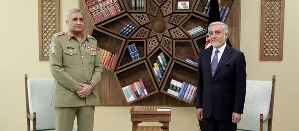 عبدالله پس از دیدار با جنرال باجوه: پاکستان از تلاشهای صلح حمایت میکند عبدالله پس از دیدار با جنرال باجوه: پاکستان از تلاشهای صلح حمایت میکند - اسپوتنیک افغانستان