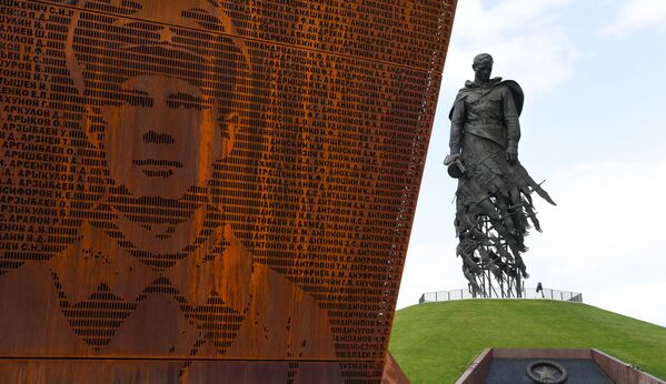  بنای یادبود از سربازان شوروی  - اسپوتنیک افغانستان  