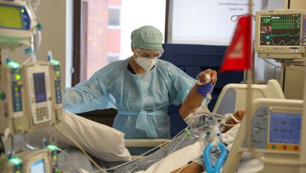 آمار روزانه مبتلایان به ویروس کرونا در امریکا ریکارد زد - اسپوتنیک افغانستان  