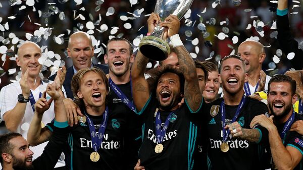 Equipo de Real Madrid celebra su victoria en Supercopa de Europa - اسپوتنیک افغانستان  