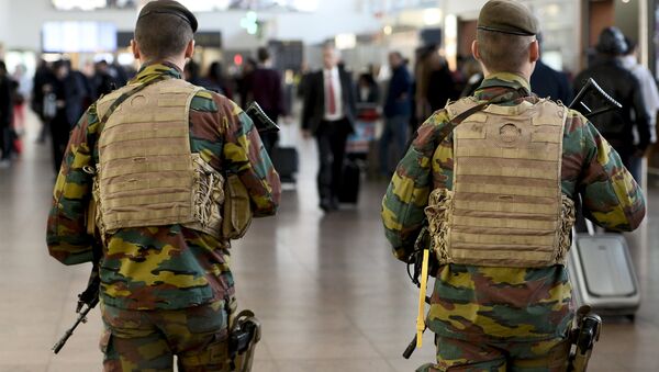 Military police soldiers patrol the Brussels Airport on in Zaventem, eastern Brussels (File) - اسپوتنیک افغانستان  