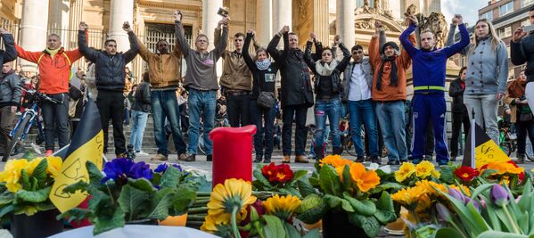 در مراسم یادبود کشته شدگان در نتیجه انفجارات در بروکسل - اسپوتنیک افغانستان  