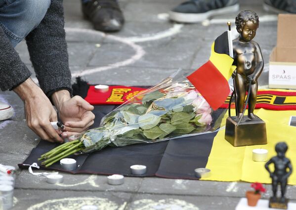 مراسم یادبود کشته شدگان در نتیجه انفجارات در بروکسل - اسپوتنیک افغانستان  