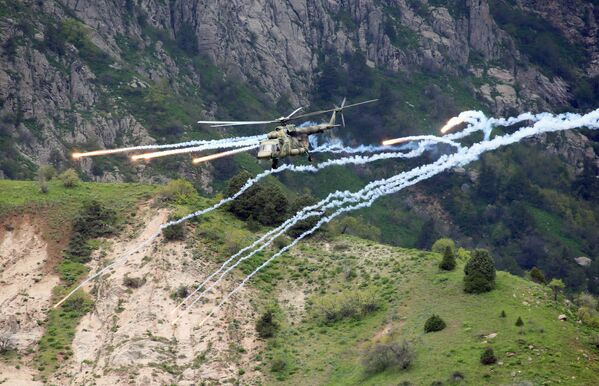تمرینات مشترک قطعات کشف نظامی کشورهای عضو سازمان امنیت دسته جمعی - اسپوتنیک افغانستان  