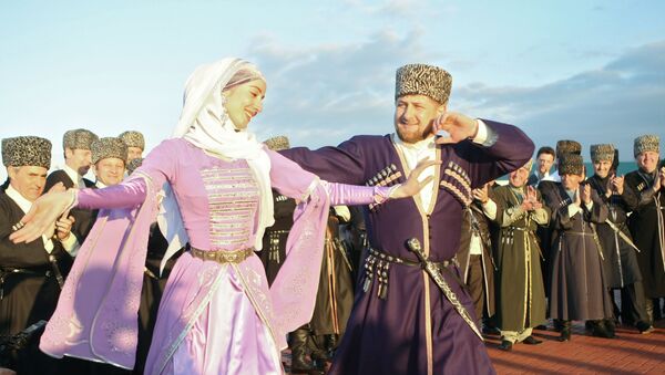 قدیروف: انتخابات ریاست جمهوری روسیه با رقص و شادی برگزار می‌شود - اسپوتنیک افغانستان  