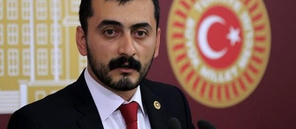 Eren Erdem - اسپوتنیک افغانستان  