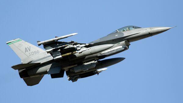 طیاره شکاری F-16 ضد داعش - اسپوتنیک افغانستان  