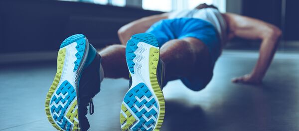 Отжимания от пола Отжимания от пола - اسپوتنیک افغانستان