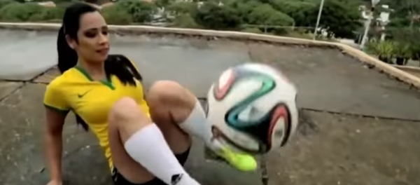 مهارت بالای دختران در فوتبال نمایشی - اسپوتنیک افغانستان  