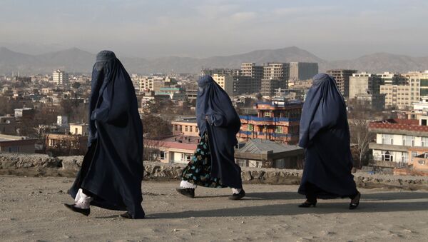 بحران کرونا؛ مادری در ماه رمضان فرزندش را به شش هزار افغانی فروخت - اسپوتنیک افغانستان  