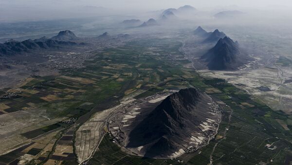 Вид на долину реки Аргандаб между городами Кандагар и Лашкаргах в Афганистане - اسپوتنیک افغانستان  