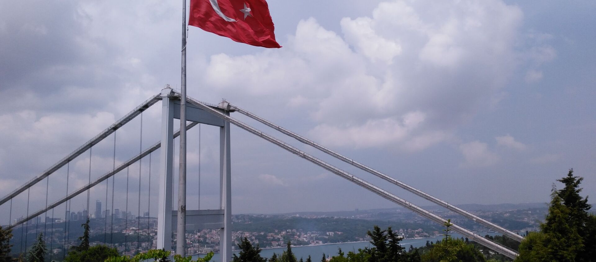 Турецкий флаг на фоне Стамбула - اسپوتنیک افغانستان  , 1920, 24.10.2016