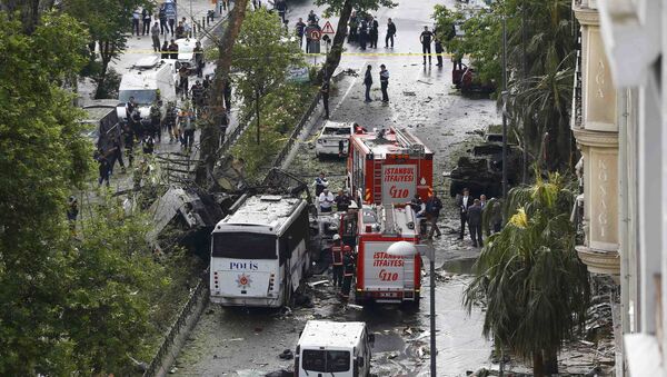 Пожарные и полиция на месте взрыва в Стамбуле - اسپوتنیک افغانستان  