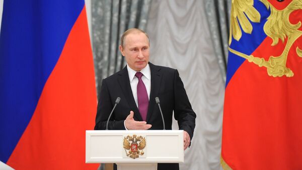 Президент России Владимир Путин на церемонии вручения премий в Кремле - اسپوتنیک افغانستان  