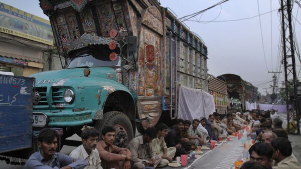 افزایش حمل و نقل تجاری از پاکستان به افغانستان  - اسپوتنیک افغانستان  