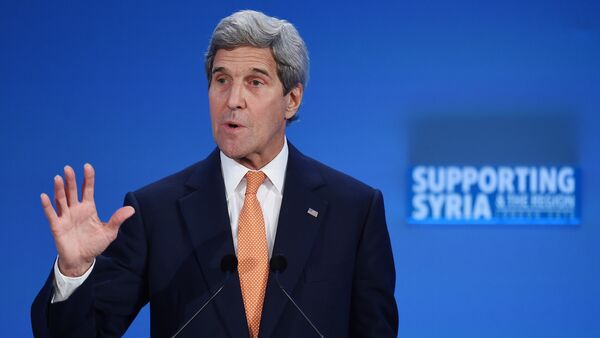 US Secretary of State John Kerry addresses delegates during during a donor conference entitled 'Supporting Syria & The Region' at the QEII centre in central London on February 4, 2016 - اسپوتنیک افغانستان  