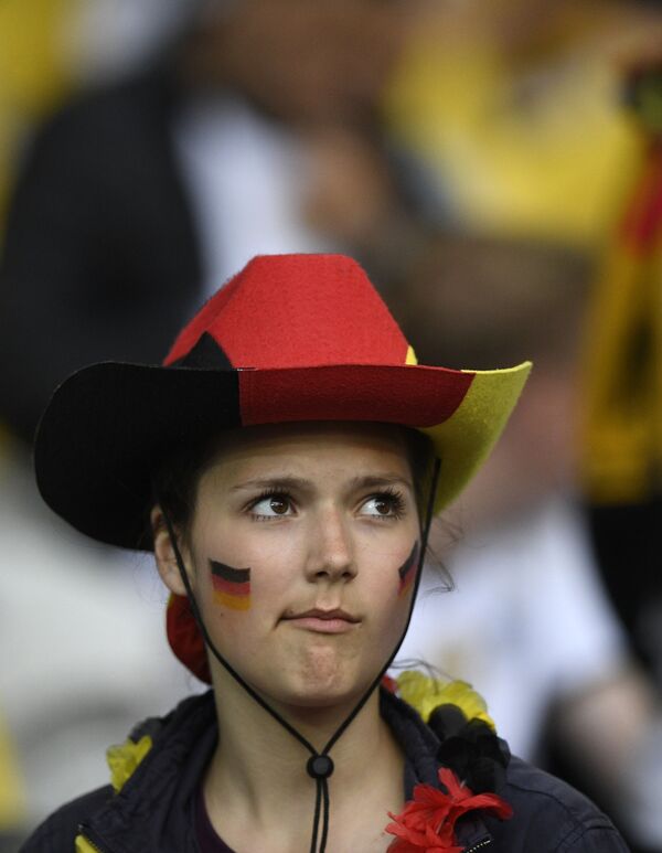 دختر خانمهای آلمانی هواداران مسابقات  فوتبال  اروپا - اسپوتنیک افغانستان  