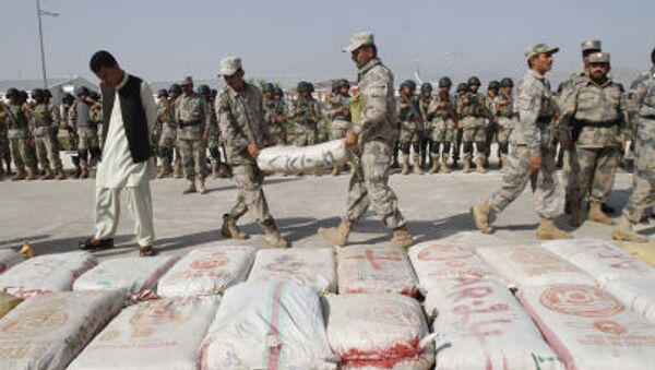 یک محموله بزرگ مواد مخدر توسط پولیس کشف شد - اسپوتنیک افغانستان  