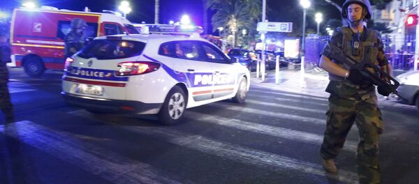 رسانهها؛ مردی که در نیس فرانسه به مردم حمله کرد شهروند تونس است رسانهها؛ مردی که در نیس فرانسه به مردم حمله کرد شهروند تونس است - اسپوتنیک افغانستان