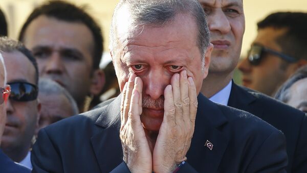 Президент Турции Реджеп Тайип Эрдоган на похоронах в Стамбуле - اسپوتنیک افغانستان  