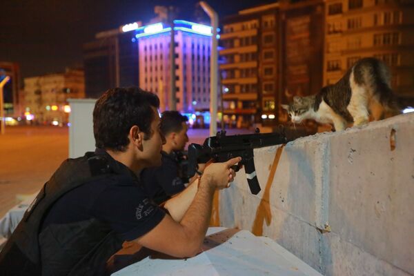 پولیس ترکیه در پناهگاه در استانبول - اسپوتنیک افغانستان  
