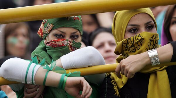 Иранские женщины в хиджабах на митинге - اسپوتنیک افغانستان  