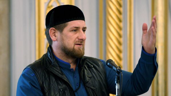 Глава Чеченской Республики Рамзан Кадыров в центральной мечети имени Ахмата - اسپوتنیک افغانستان  