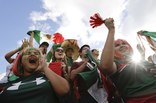 طرفداران تیم مکسیکو - اسپوتنیک افغانستان  