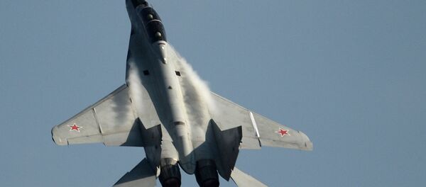 Истребитель МиГ-35 во время показательных выступлений на Международном авиационно-космическом салоне МАКС-2015 в Жуковском - اسپوتنیک افغانستان  