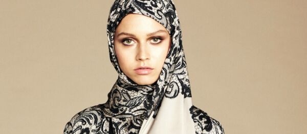 Модель в хиджабе из коллекции Dolce&Gabanna - اسپوتنیک افغانستان  