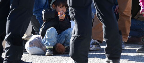 تظاهرات در واکنش به اخراج پناهجویان در آلمان تظاهرات در واکنش به اخراج پناهجویان در آلمان - اسپوتنیک افغانستان