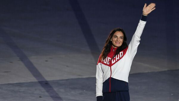Елена Исинбаева на церемонии закрытия XXXI летних Олимпийских игр в Рио-де-Жанейро - اسپوتنیک افغانستان  