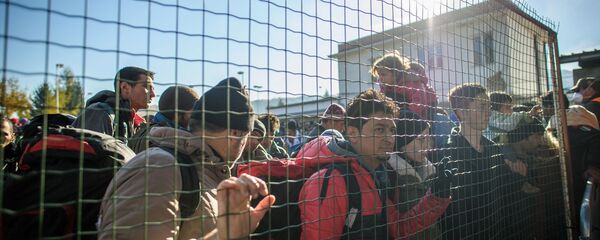 پیشنهاد ایجاد مرکز بسته برای پذیرش مهاجران در فرانسه و اسپانیا پیشنهاد ایجاد مرکز بسته برای پذیرش مهاجران در فرانسه و اسپانیا - اسپوتنیک افغانستان