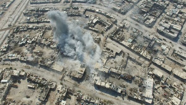 Нанесение авиаударов по террористам в квартале Рамусе на юго-западе Алеппо - اسپوتنیک افغانستان  
